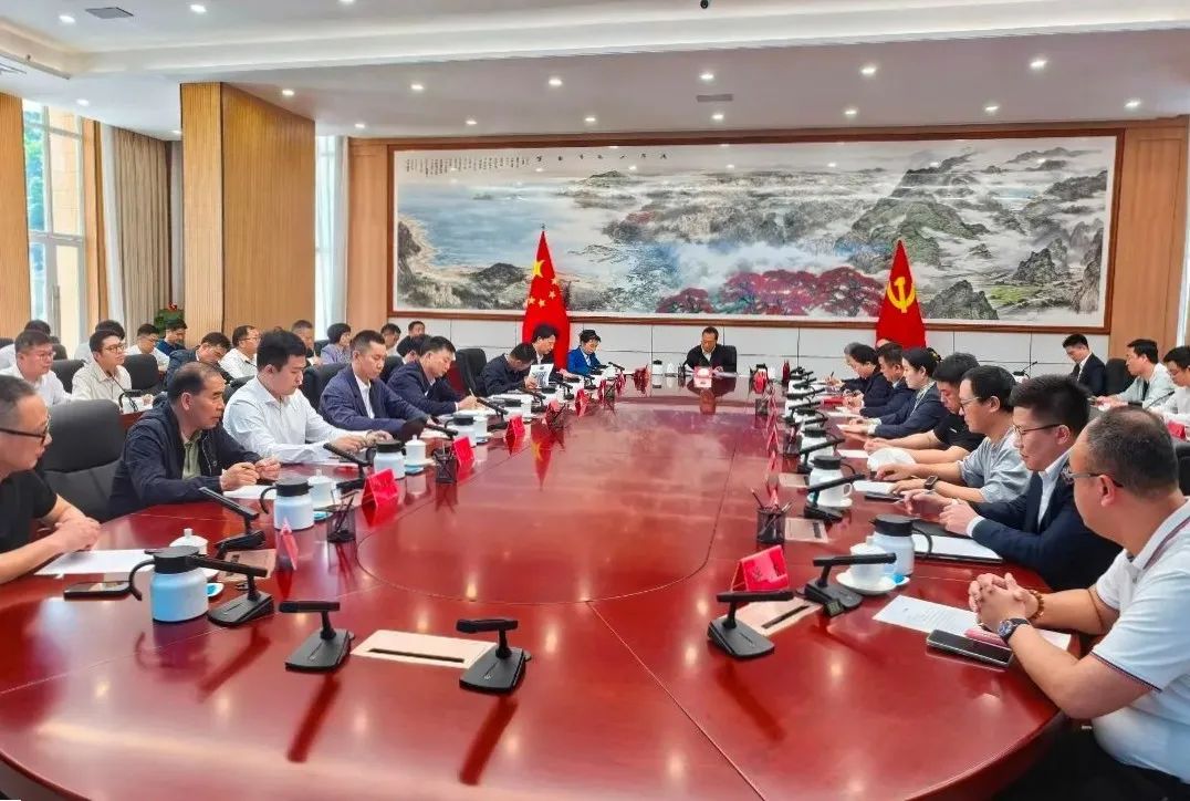 【会员单位】副会长单位中交租赁广州公司领导参加阳江市海陵岛农文旅融合发展座谈会